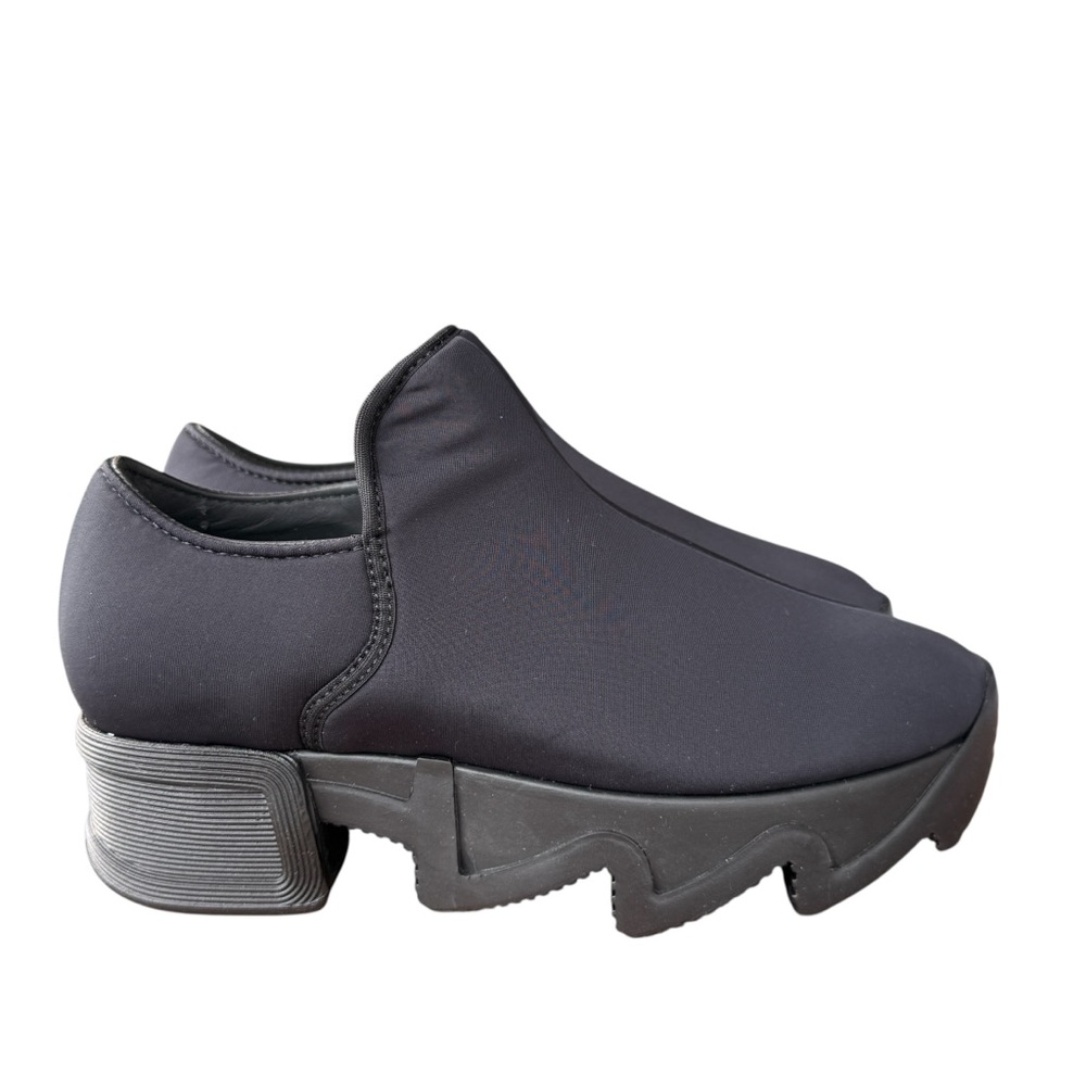 IRI Wes Sneakers